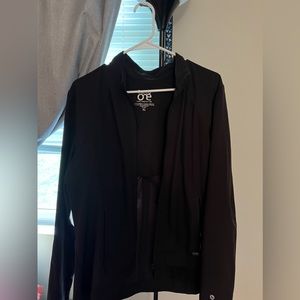 XL Black Barco Scrub Jacket; gently used like new; good quality, pockets
